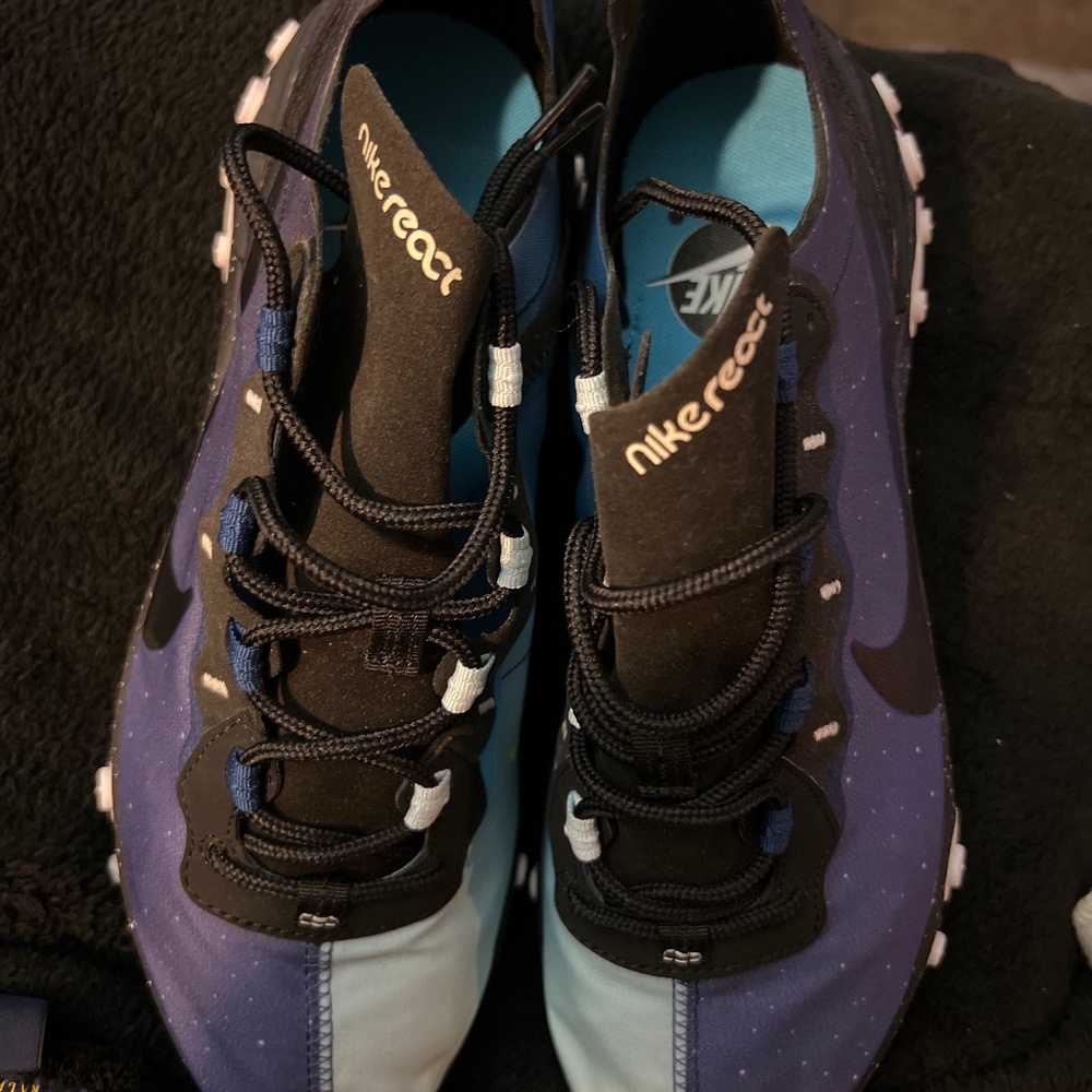 Nike Element React